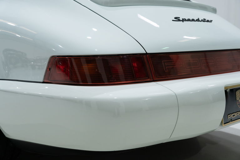 Porsche 964 Carrera 2 Speedster