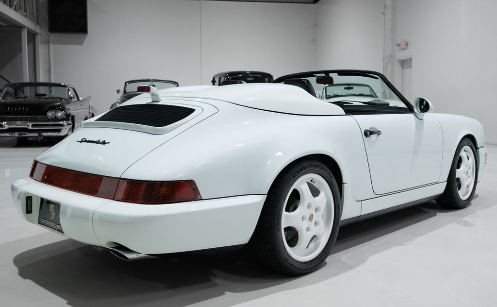 Porsche 964 Carrera 2 Speedster