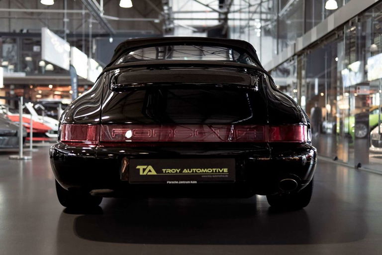 Porsche 964 Carrera 2