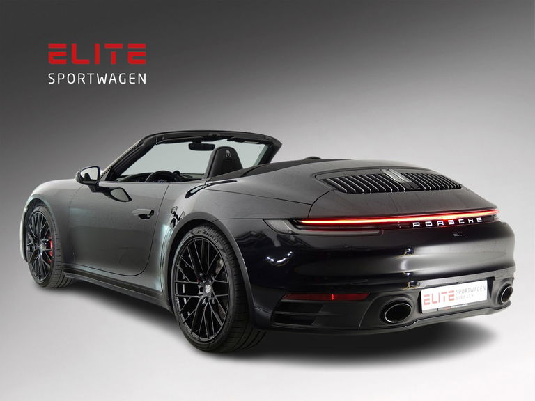 Porsche 992 Carrera 4S