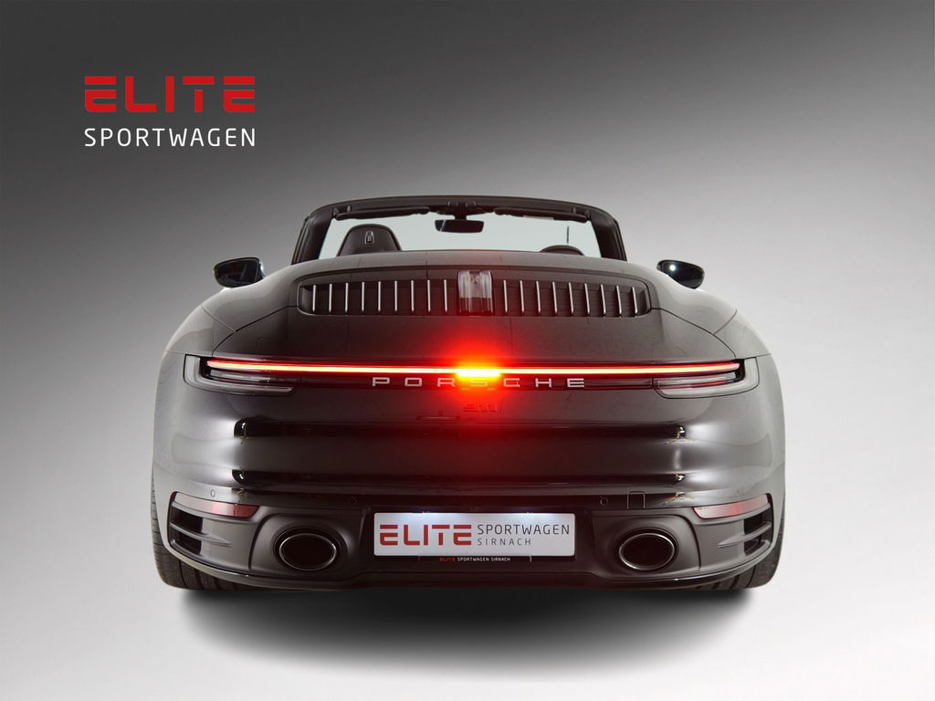 Porsche 992 Carrera 4S