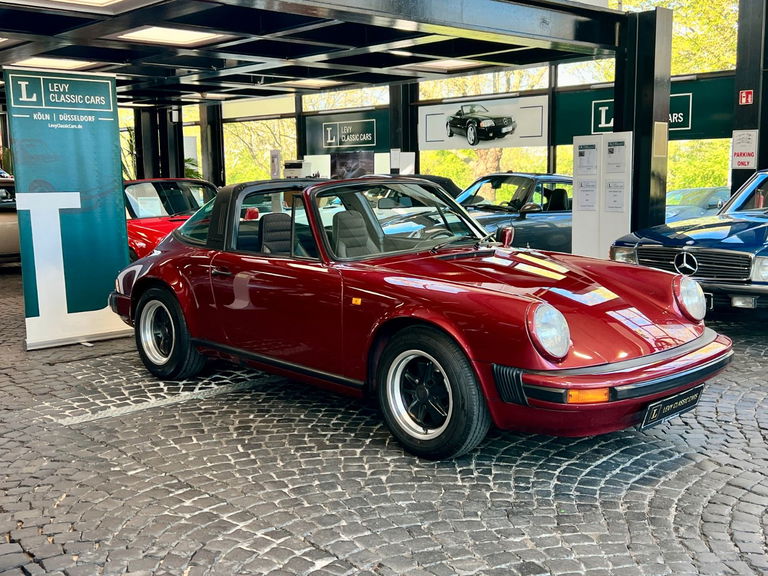 Porsche 911 SC