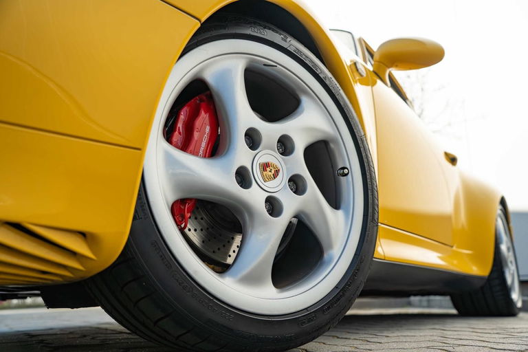 Porsche 993 Carrera 4S