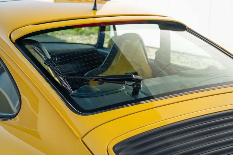 Porsche 993 Carrera 4S