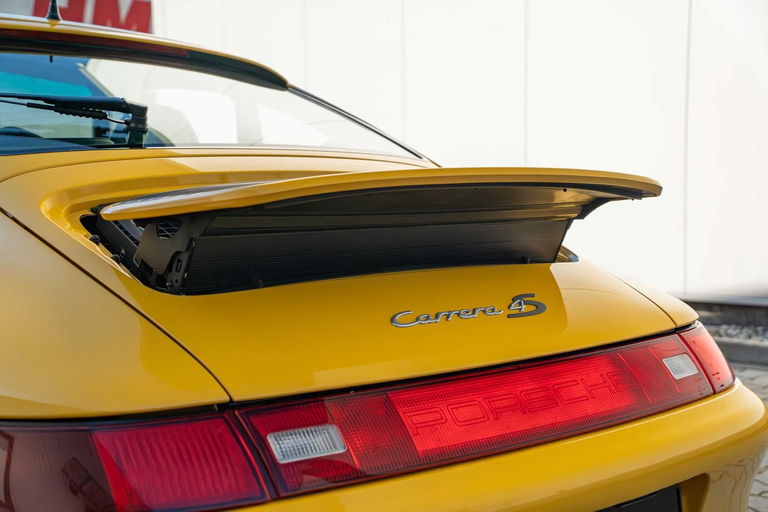 Porsche 993 Carrera 4S