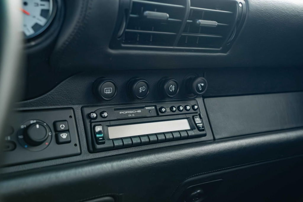 Porsche 993 Carrera 4S