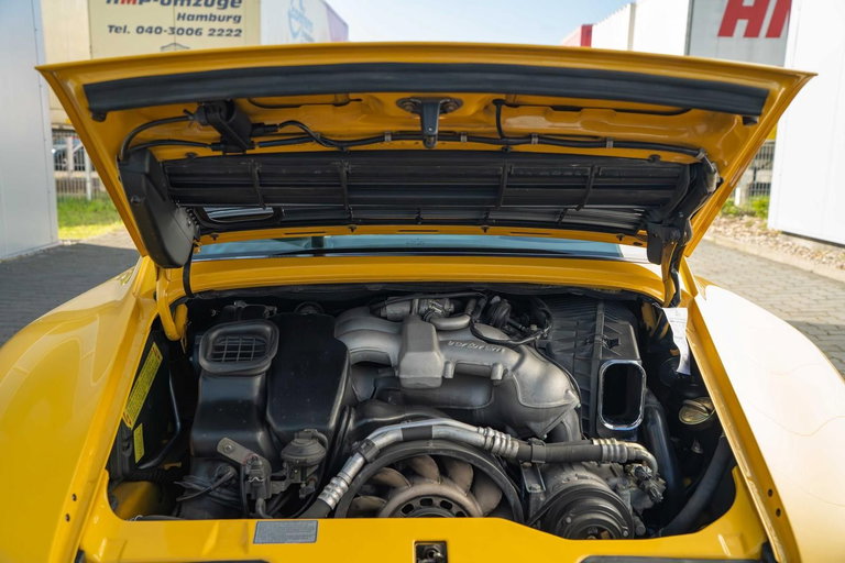 Porsche 993 Carrera 4S