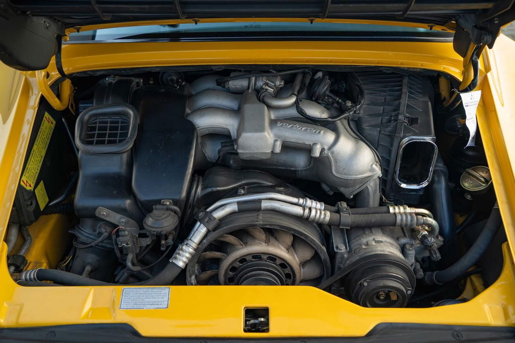 Porsche 993 Carrera 4S