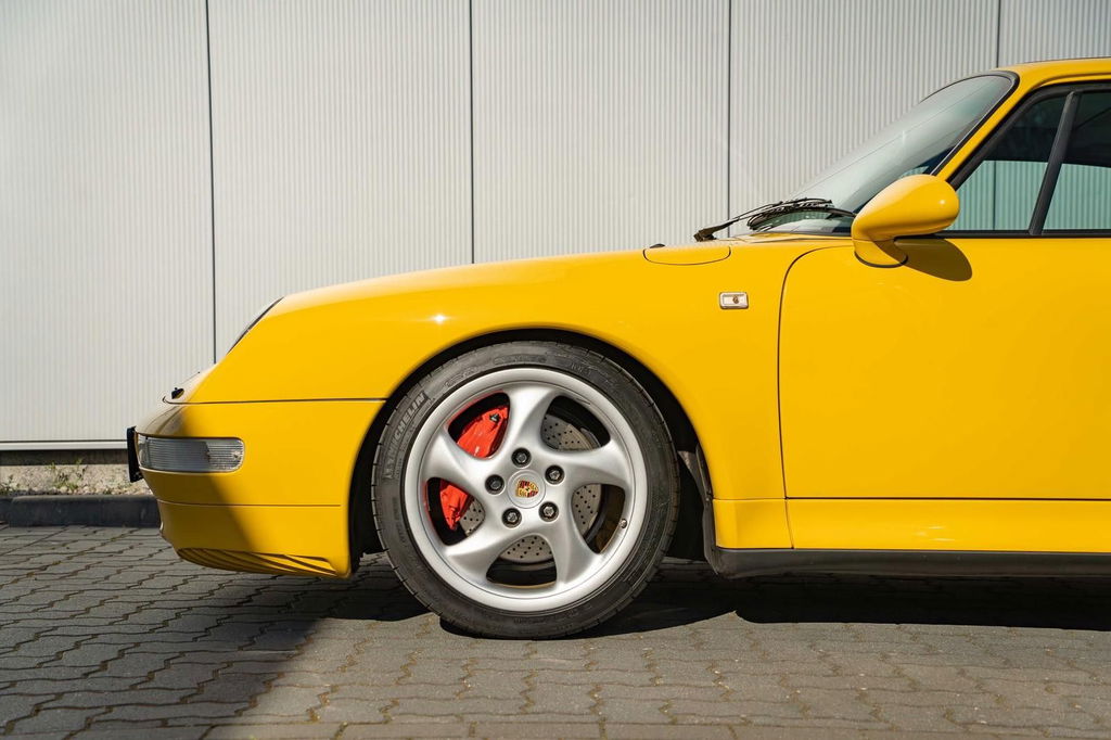 Porsche 993 Carrera 4S