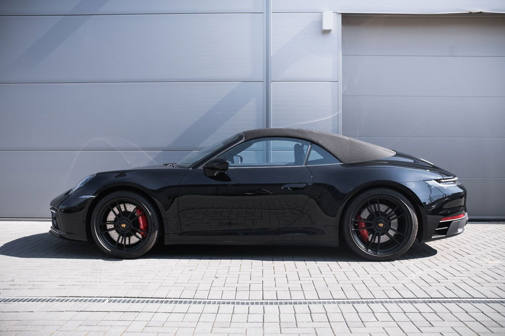 Porsche 992 Carrera GTS