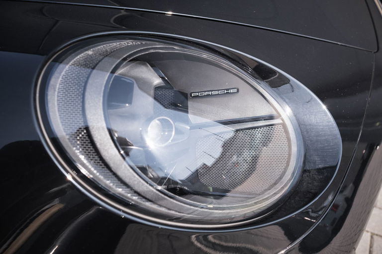 Porsche 992 Carrera GTS