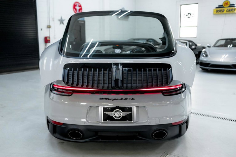 Porsche 992 Targa 4 GTS