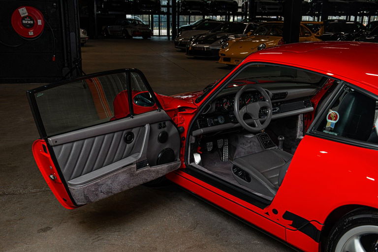 Porsche 964 Carrera 4