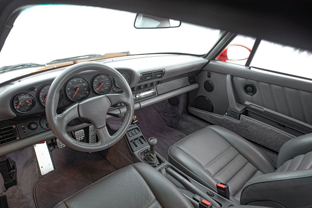 Porsche 964 Carrera 4