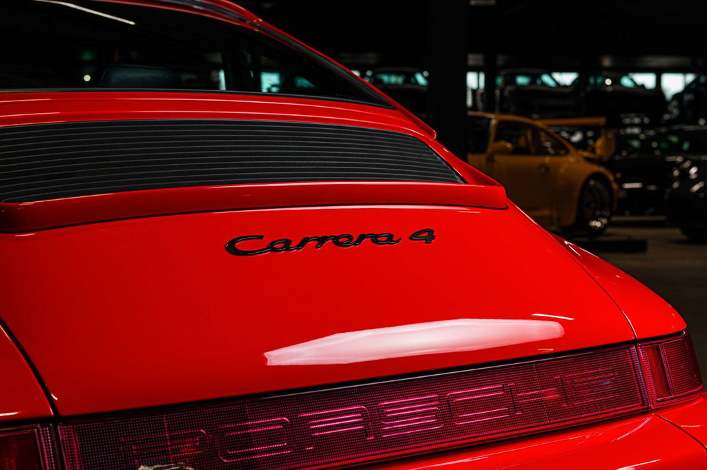 Porsche 964 Carrera 4
