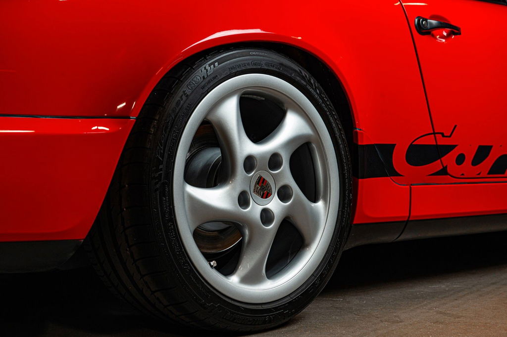 Porsche 964 Carrera 4