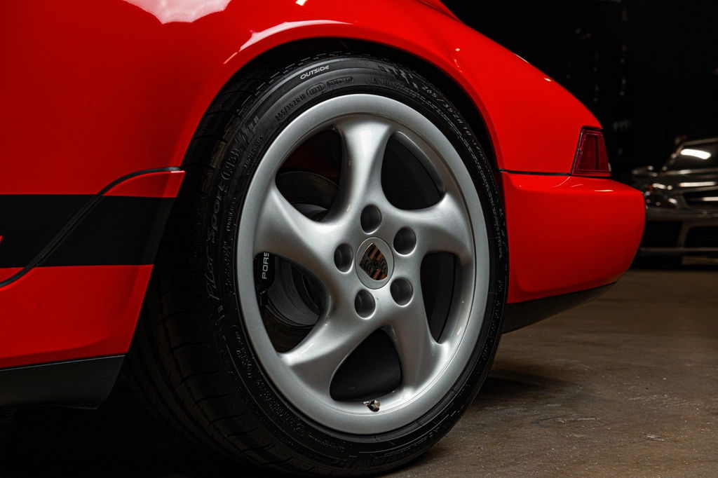 Porsche 964 Carrera 4