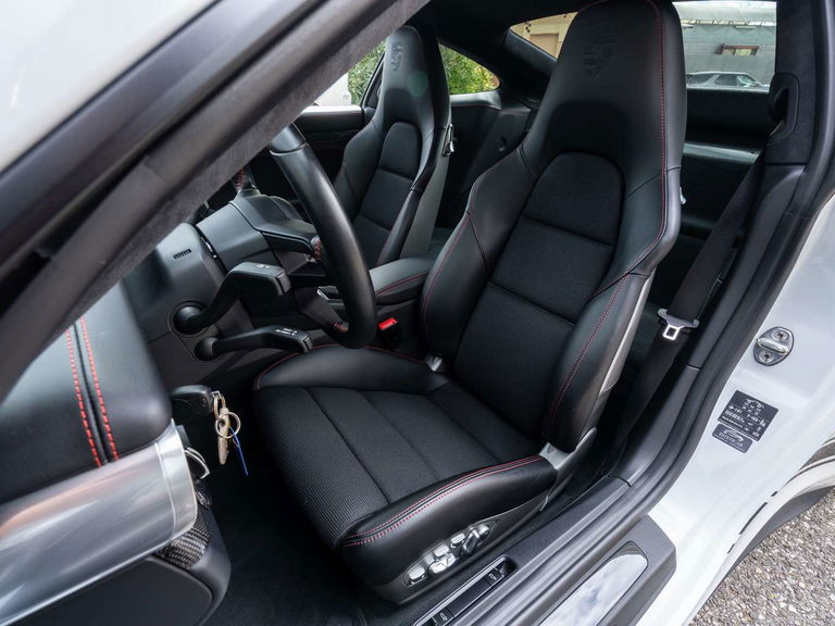 Porsche 991 GT3 Touring