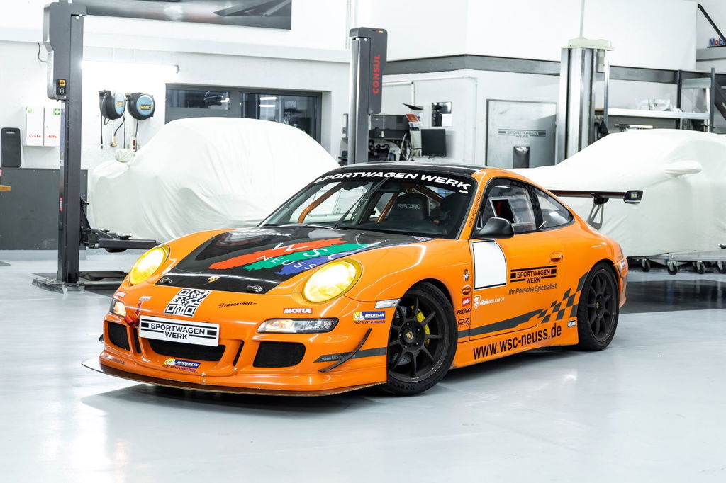 Porsche 996 911 Carrera Rennwagen - Umbau auf GT3 Optik