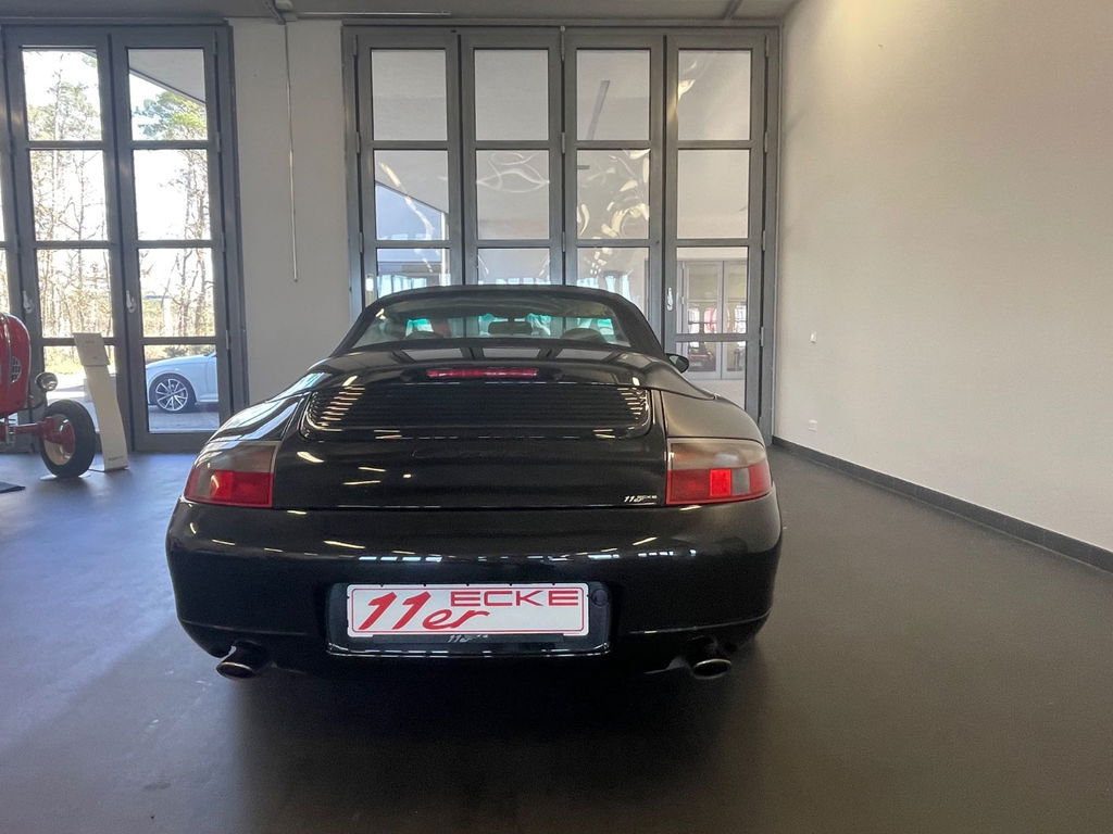 Porsche 996 Carrera