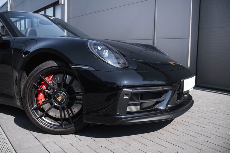 Porsche 992 Carrera GTS