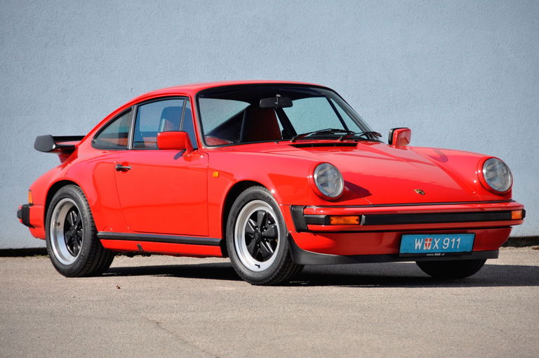 Porsche 911 Carrera 3.2 Clubsport