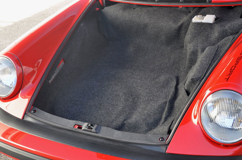 Porsche 911 Carrera 3.2 Clubsport