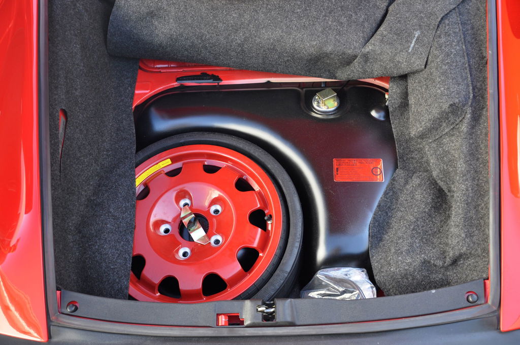 Porsche 911 Carrera 3.2 Clubsport