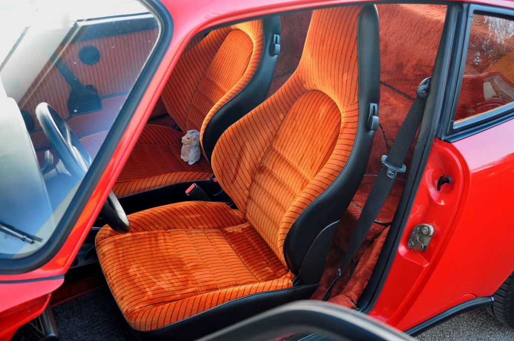 Porsche 911 Carrera 3.2 Clubsport