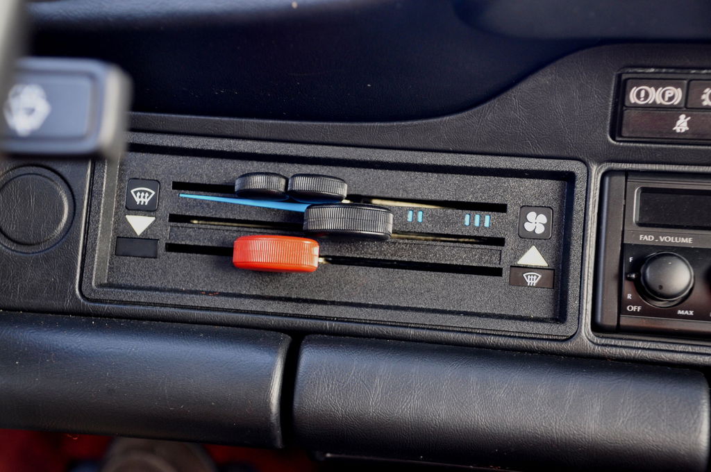 Porsche 911 Carrera 3.2 Clubsport