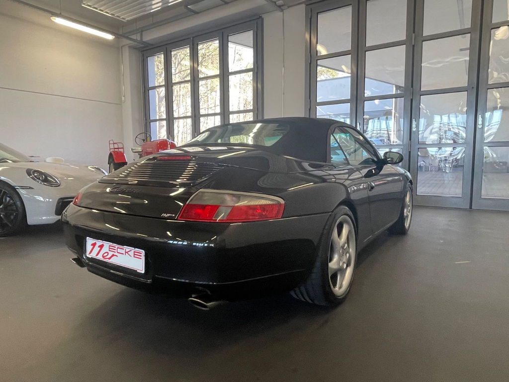 Porsche 996 Carrera