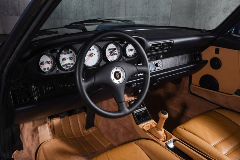 Porsche 964 Carrera 4