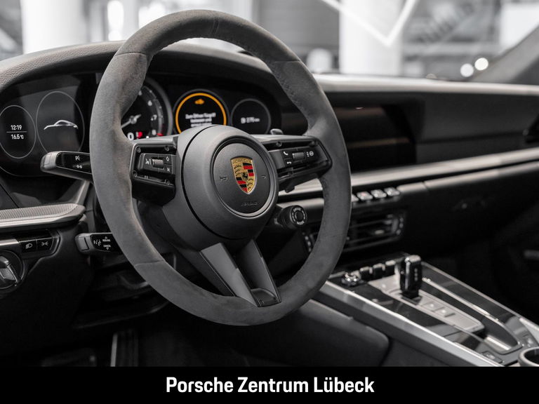 Porsche 992 Carrera S