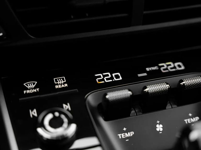 Porsche 992.2 Carrera