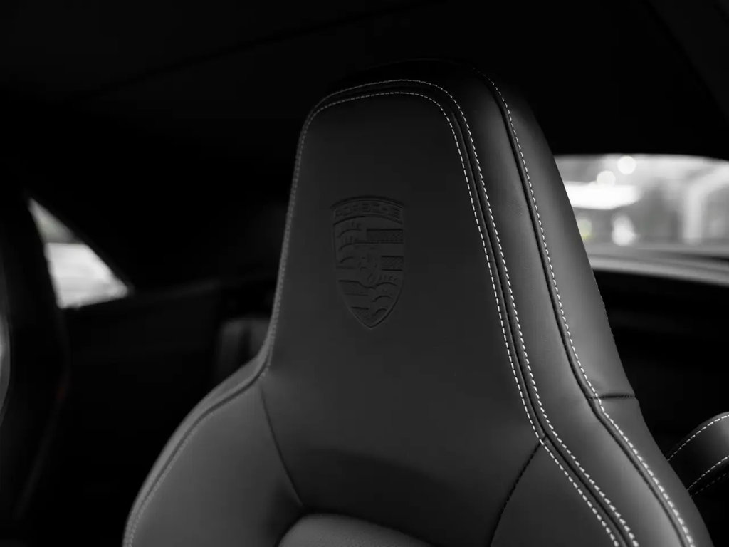 Porsche 992.2 Carrera