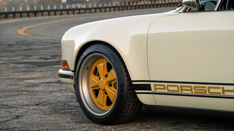 Porsche 911 Reimagined by Singer