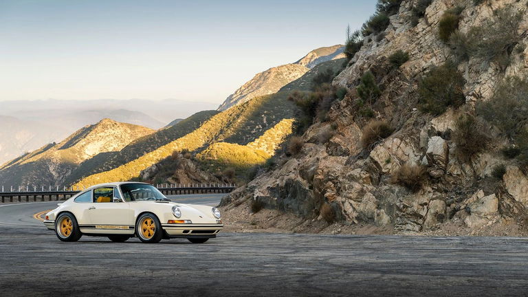 Porsche 911 Reimagined by Singer
