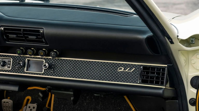 Porsche 911 Reimagined by Singer