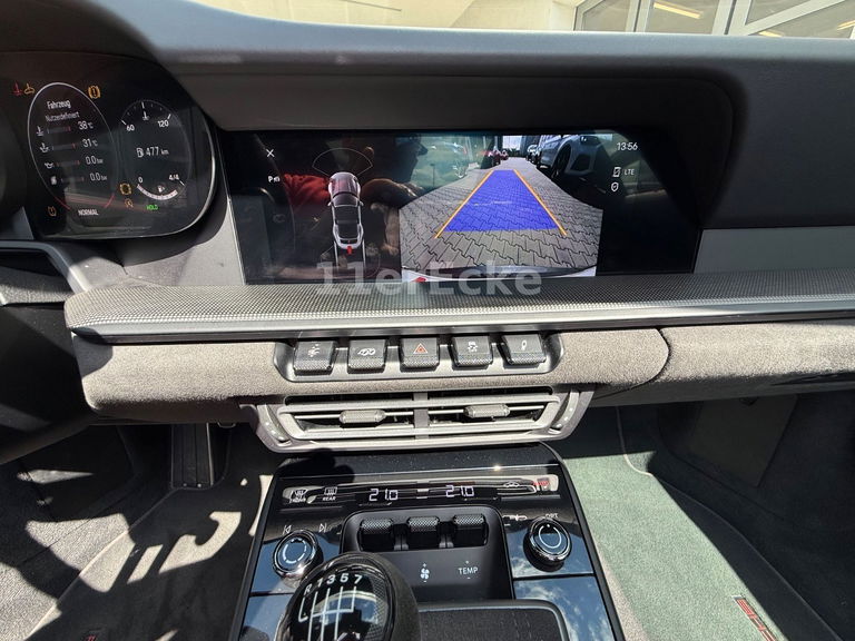 Porsche 992 Carrera GTS