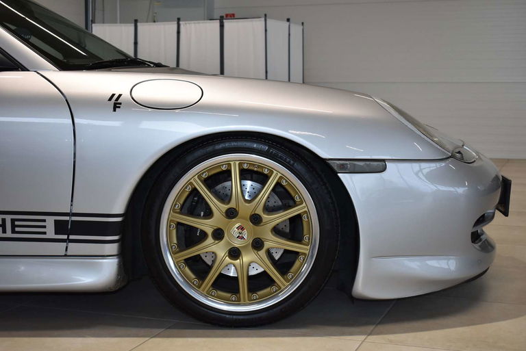 Porsche 996 Carrera