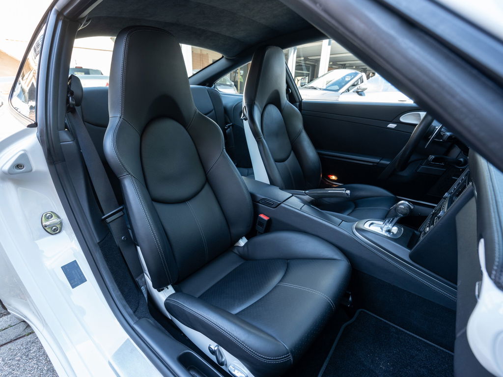 Porsche 997.2 Carrera 4 GTS