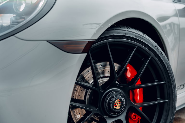 Porsche 991.2 Carrera GTS