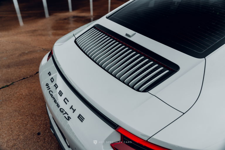 Porsche 991.2 Carrera GTS