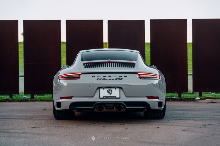 Porsche 991.2 Carrera GTS