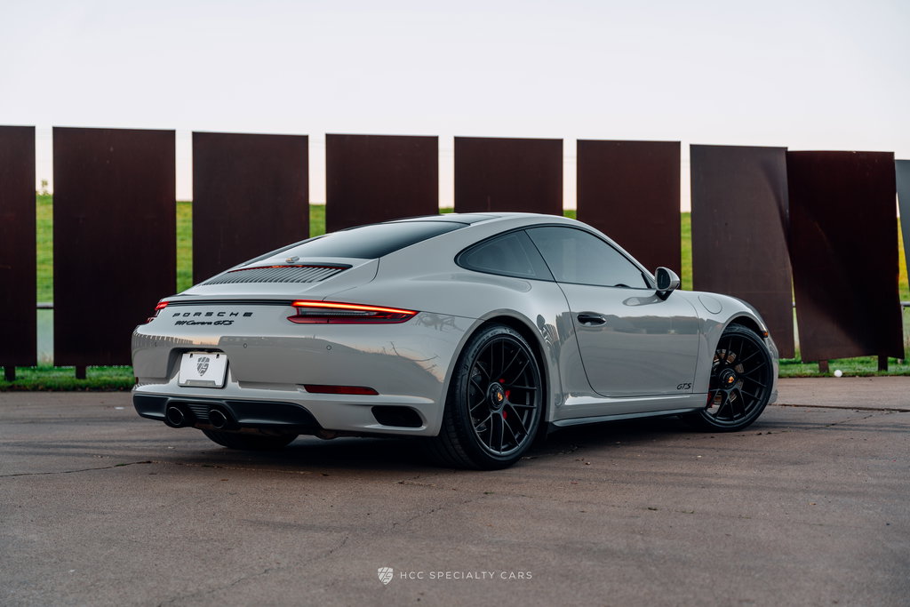 Porsche 991.2 Carrera GTS