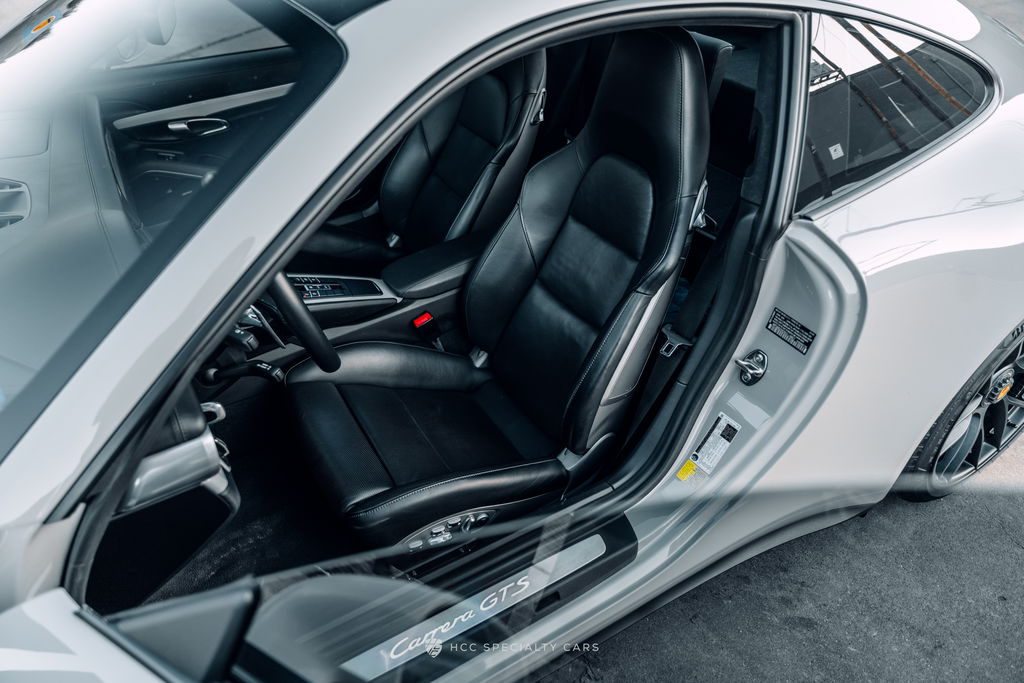 Porsche 991.2 Carrera GTS