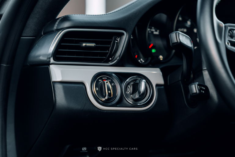 Porsche 991.2 Carrera GTS