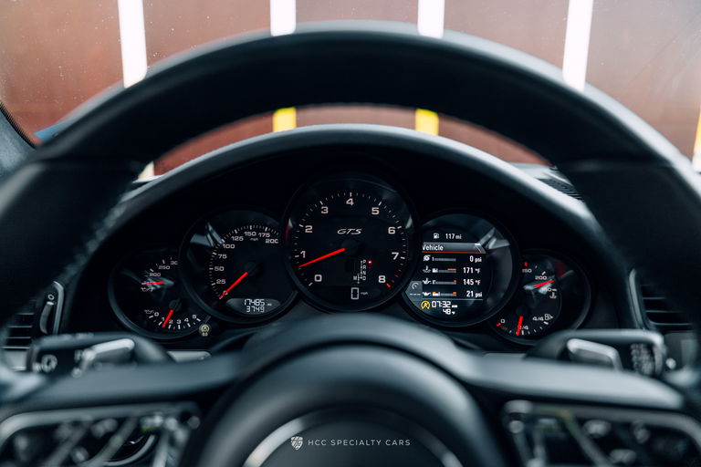 Porsche 991.2 Carrera GTS