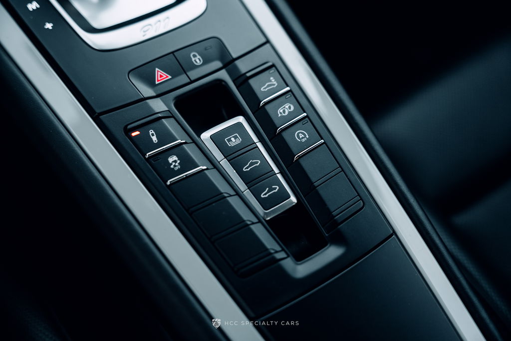 Porsche 991.2 Carrera GTS