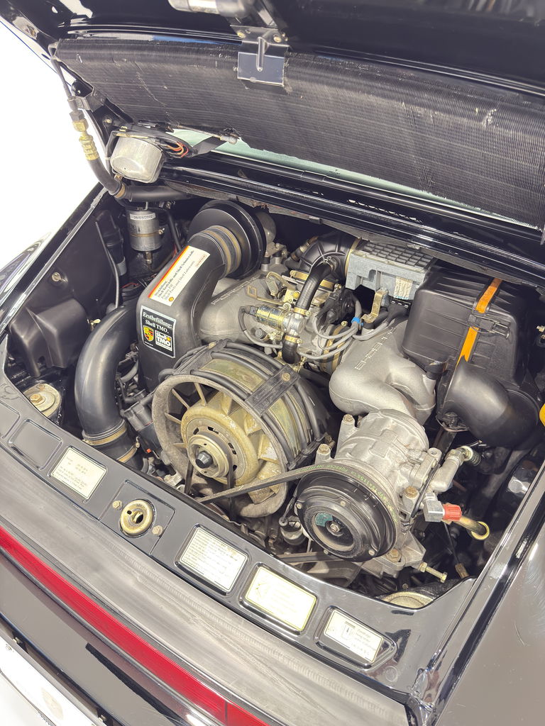 Porsche 911 Carrera 3.2